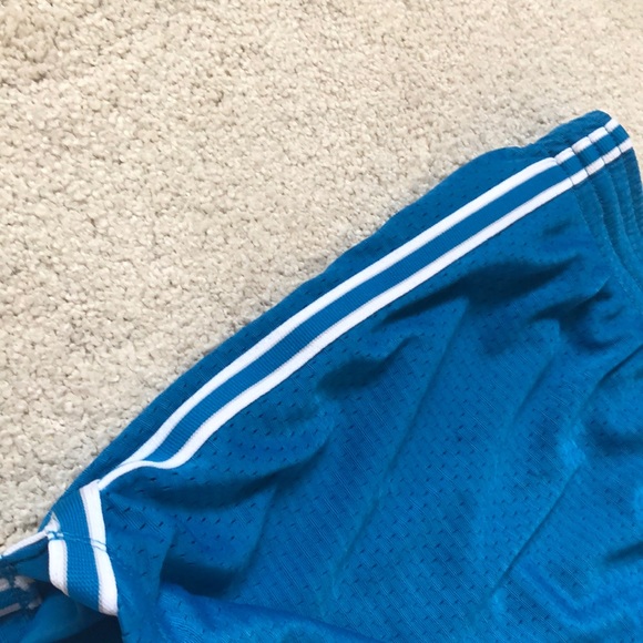 Champion Shorts - Picture 2 of 4